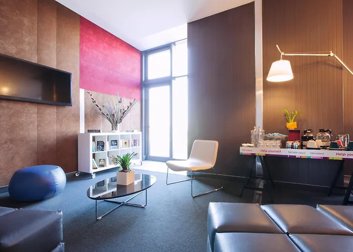 Ibis Styles Eur Hotel 4*
