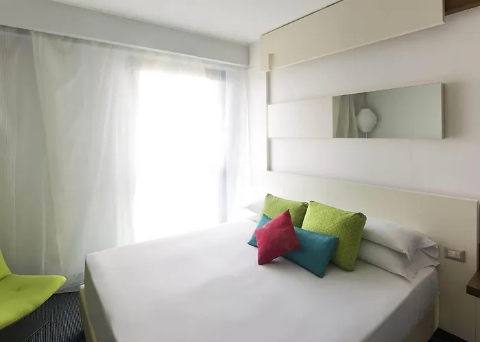 Hotel Ibis Styles Eur 4*
