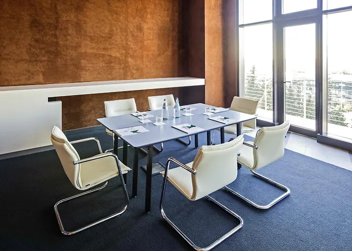 Ibis Styles Eur Hotel 4*