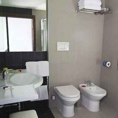 Ibis Styles Eur 4* Róma